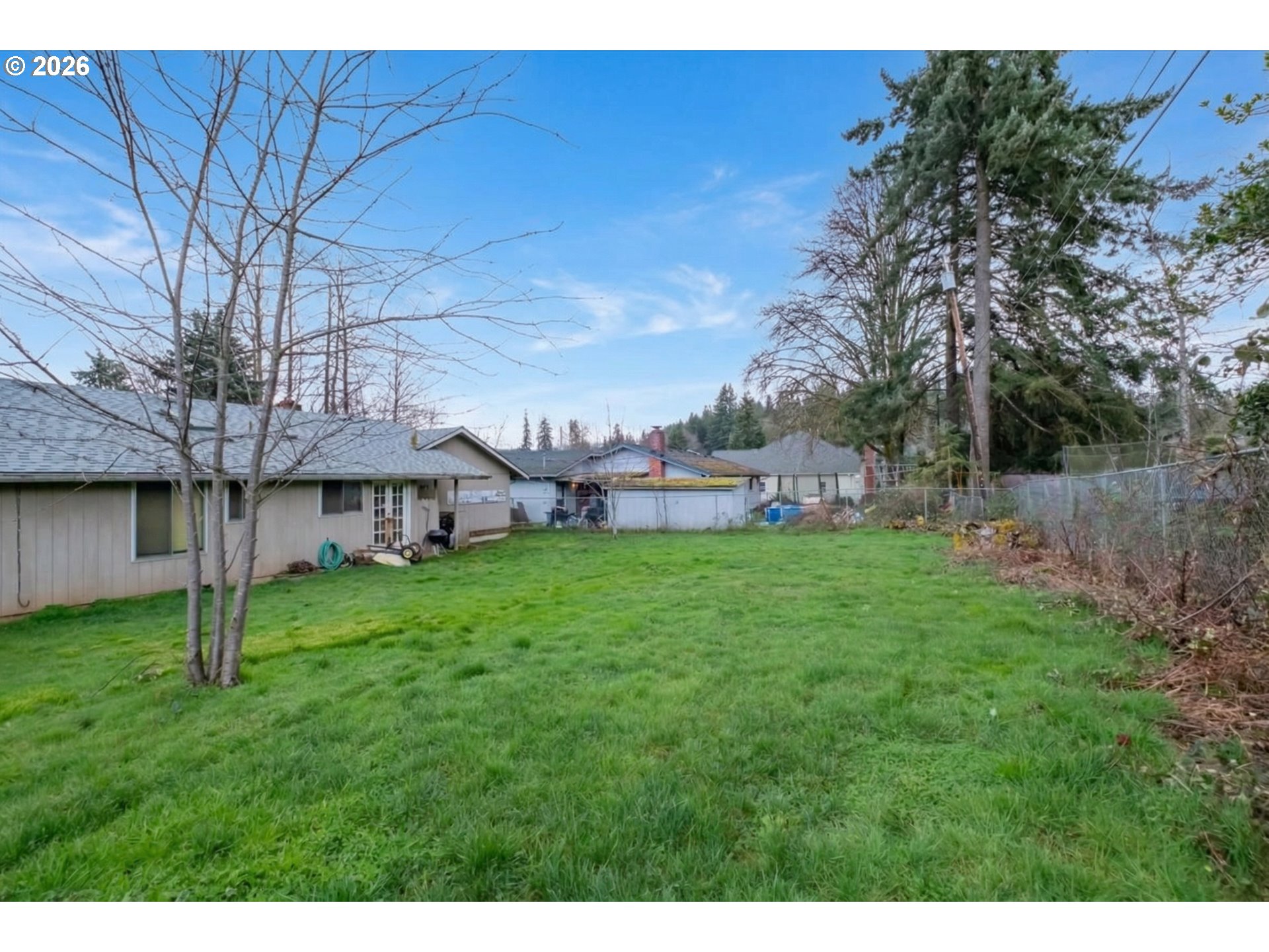 1360 Sunset Lane Sweet Home, OR 97386 - Photo 20 of 26 a view of yard with green space