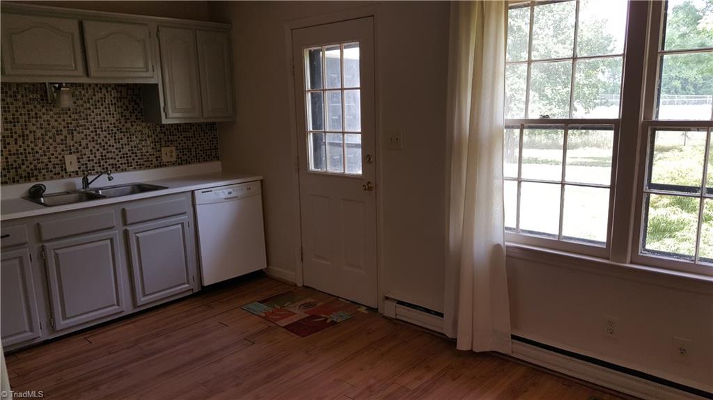 2711 Ingram Road High Point, NC 27263 - Photo 6 of 10 Gallery Image 6