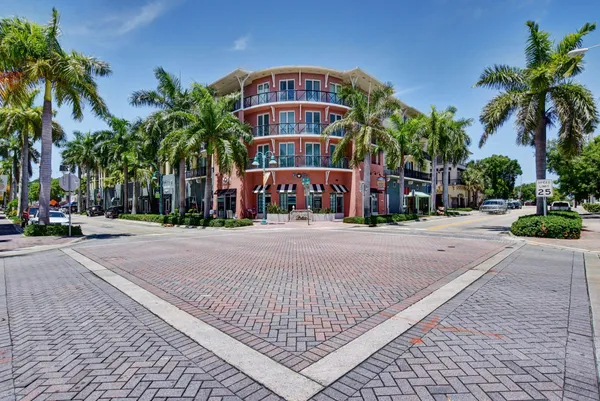 $3,800 | 225 Northeast 1st Street, Unit 401, Delray Beach, FL 33444