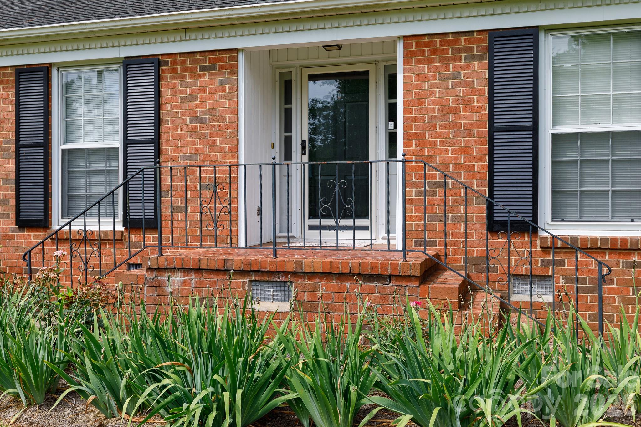 2057 Hempstead Road Rock Hill, SC 29732 - Photo 4 of 42