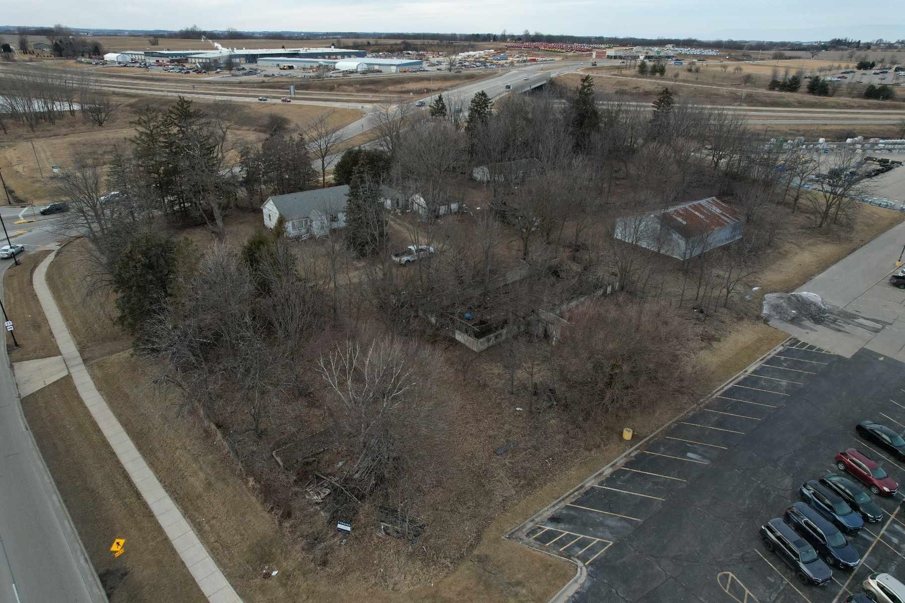 507 West 8th Street Monroe, WI 53566 - Photo 3 of 12