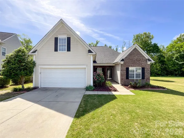$409,900 | 3025 Streamlet Way, Monroe, NC 28110