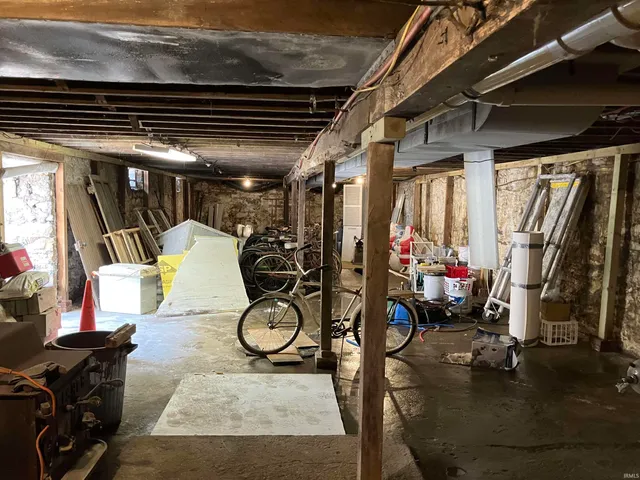 $129,000 | 45 South Meridian Street, Redkey, IN 47373