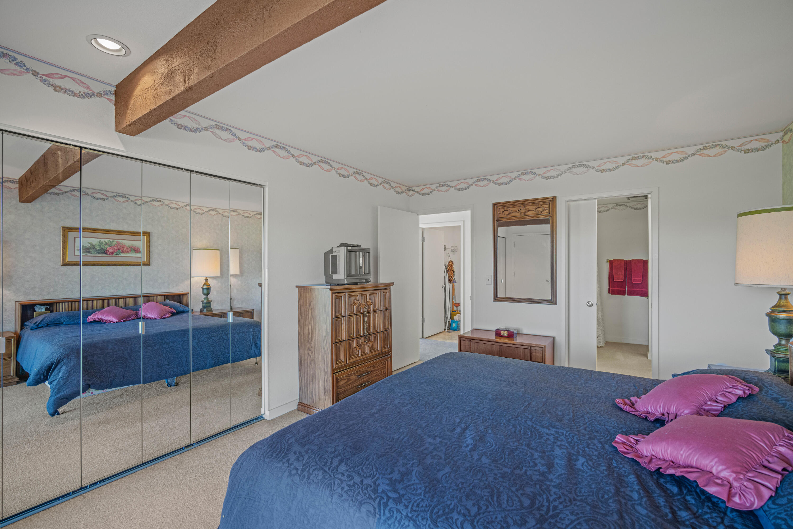 57239 Island Road, Unit 39 Sunriver, OR 97707 - Photo 23 of 39 23-print-39 Meadow House-23