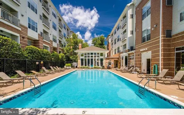 $2,800 | 2765 Centerboro Drive, Unit 159, Vienna, VA 22181