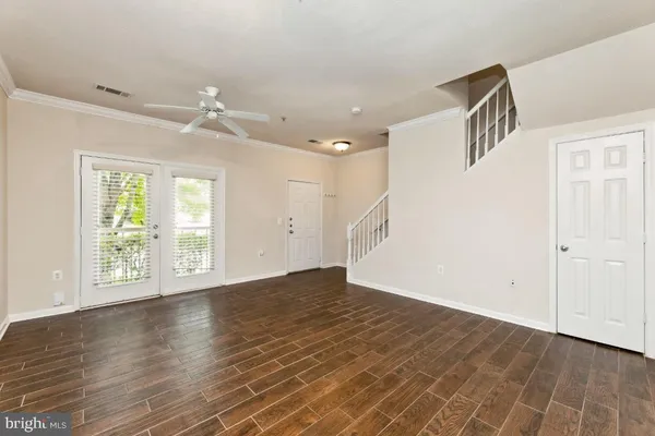 $2,800 | 2765 Centerboro Drive, Unit 159, Vienna, VA 22181