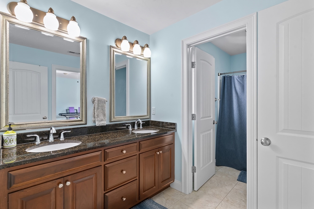 9 Cyrus Way, Unit 9 Northborough, MA 01532 - Photo 23 of 41