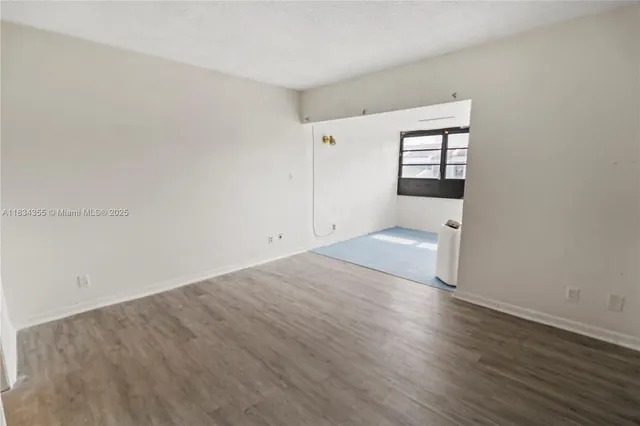 $1,100 | Inverrary, Lauderhill, FL 33319