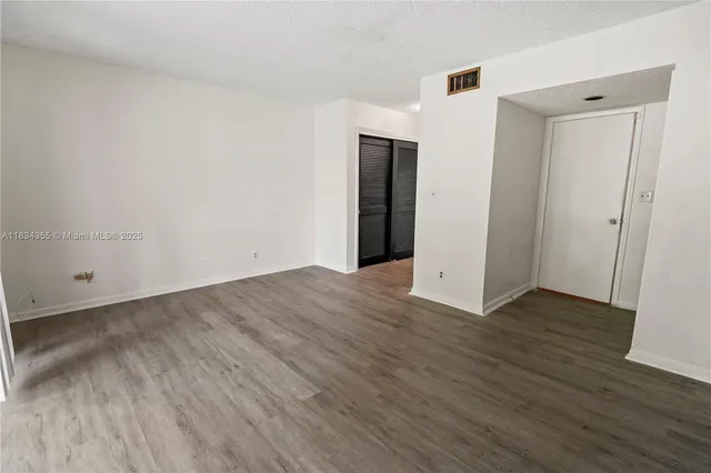 $1,100 | Inverrary, Lauderhill, FL 33319