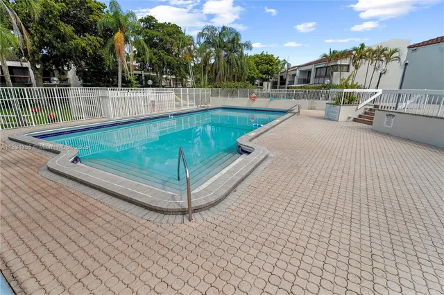 $1,100 | Inverrary, Lauderhill, FL 33319