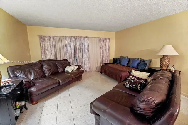 $1,100 | Inverrary, Lauderhill, FL 33319