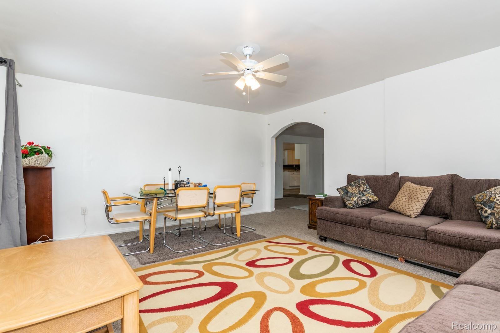 20910 Inkster Road Southfield, MI 48033 - Photo 9 of 26 12_DSC_9972_mls.jpg