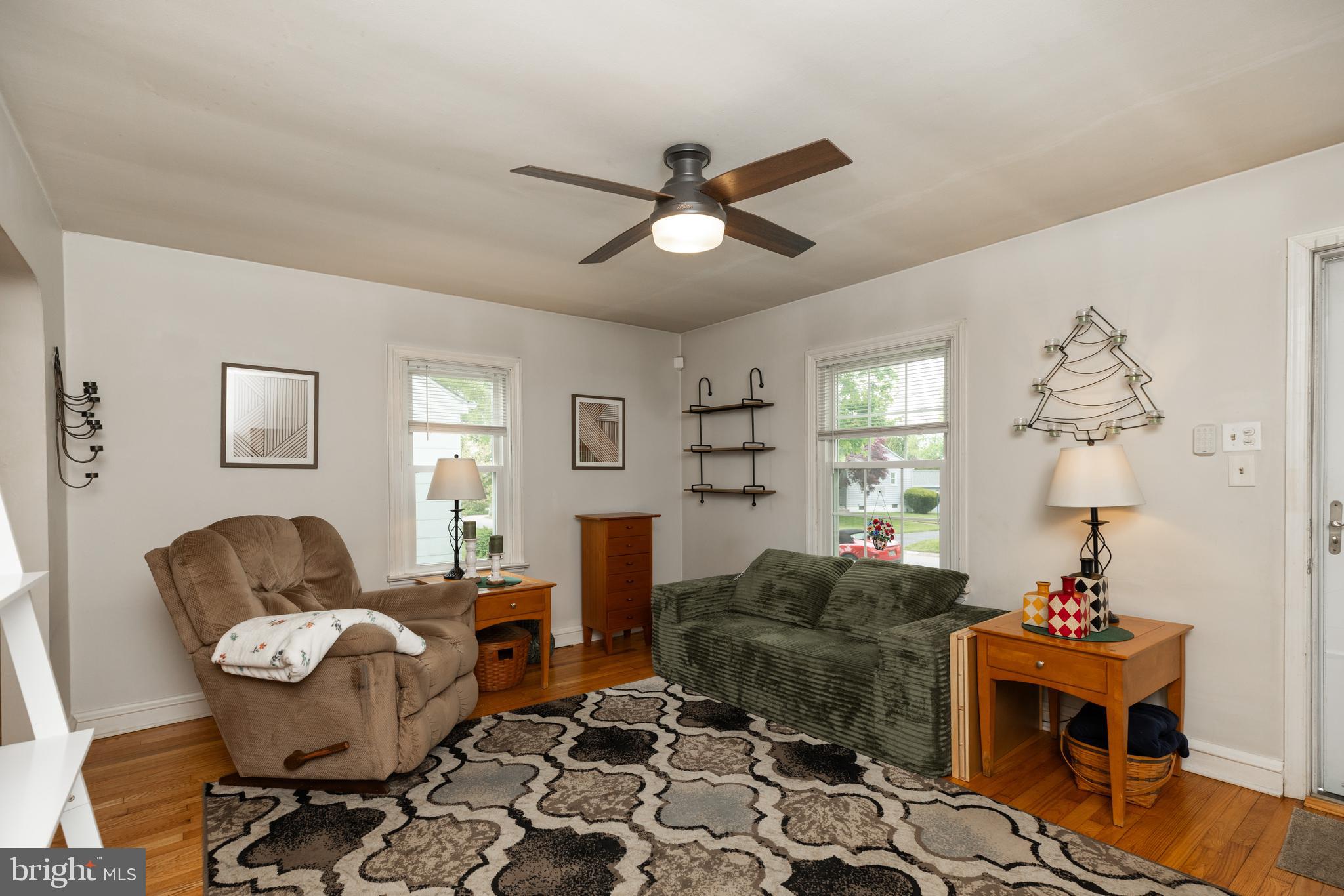 913 Aldon Road Claymont, DE 19703 - Photo 10 of 26 a living room with furniture and wooden floor