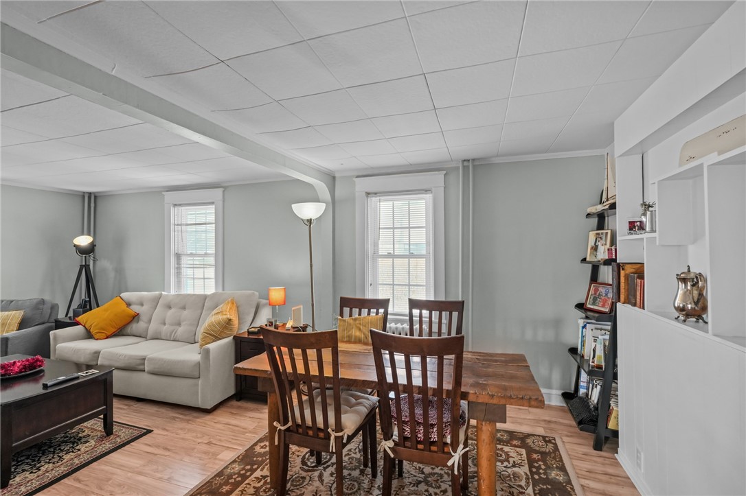 32 Houston Avenue Newport, RI 02840 - Photo 12 of 47
