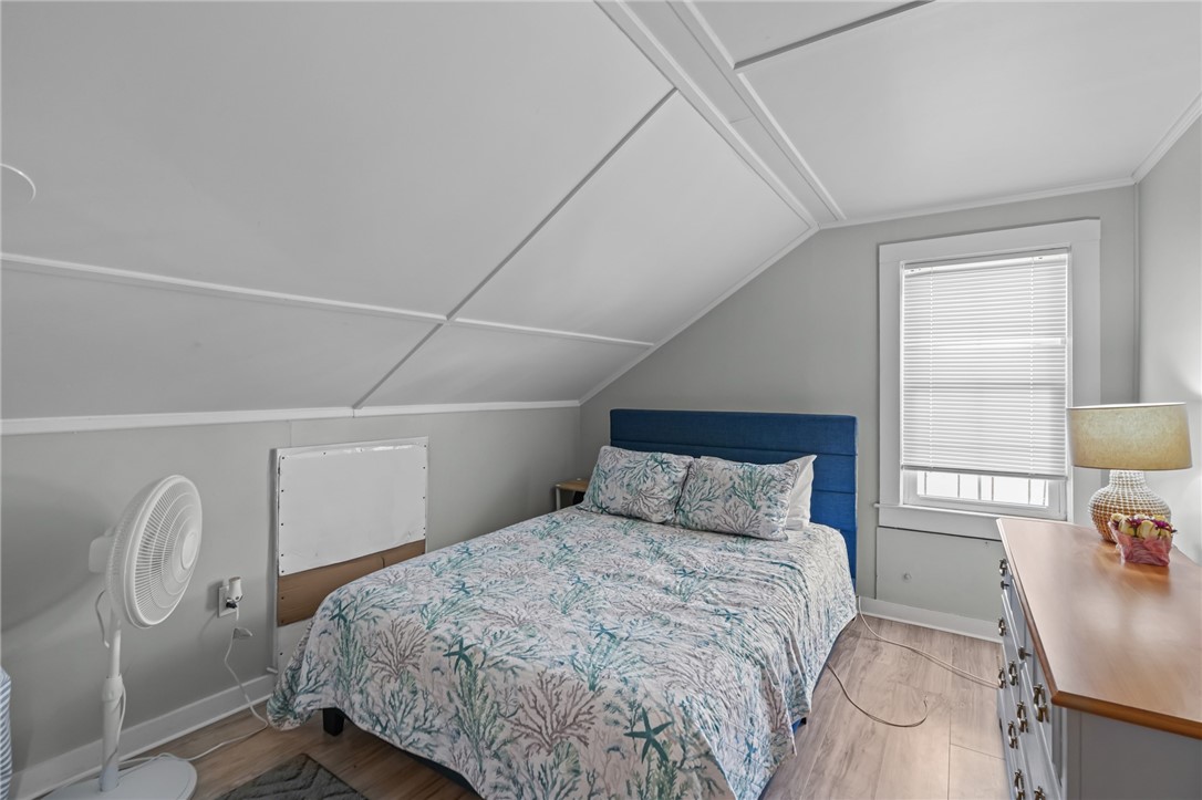 32 Houston Avenue Newport, RI 02840 - Photo 30 of 47
