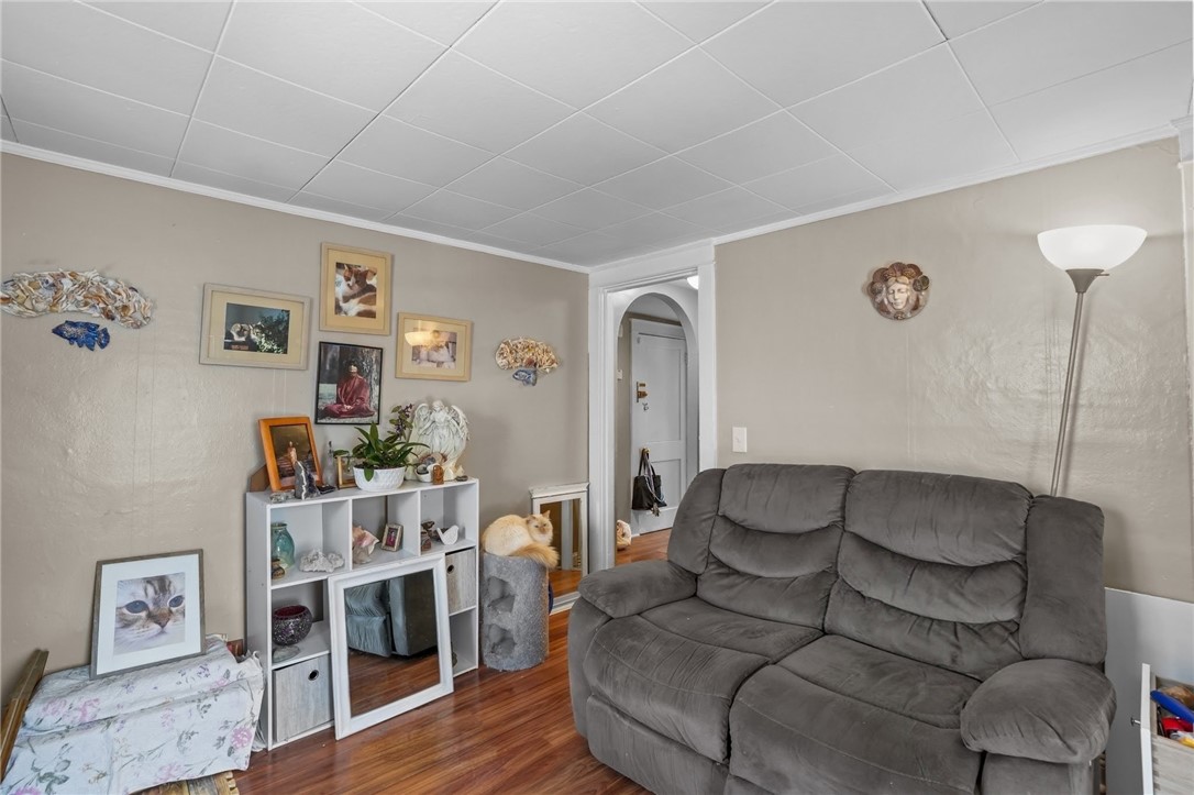 32 Houston Avenue Newport, RI 02840 - Photo 34 of 47
