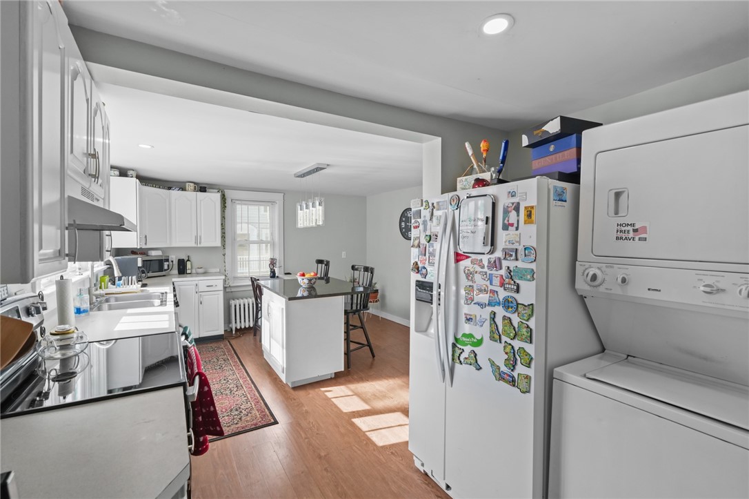 32 Houston Avenue Newport, RI 02840 - Photo 8 of 47
