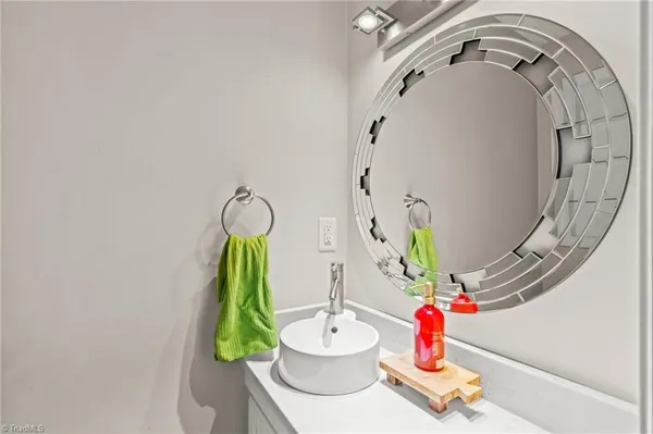 $699,900 | 223 Ivy Circle, Advance, NC 27006