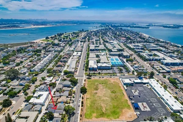 $1,799,900 | 4053 Jewell Street, San Diego, CA 92109