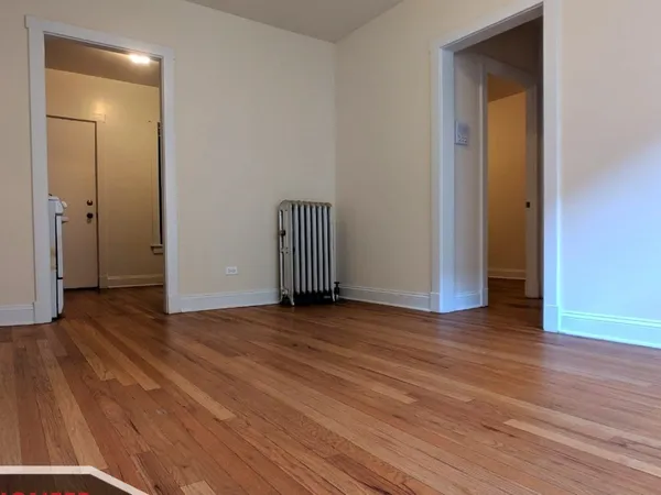 $1,895 | 2615 North Spaulding Avenue, Unit 3E, Chicago, IL 60647