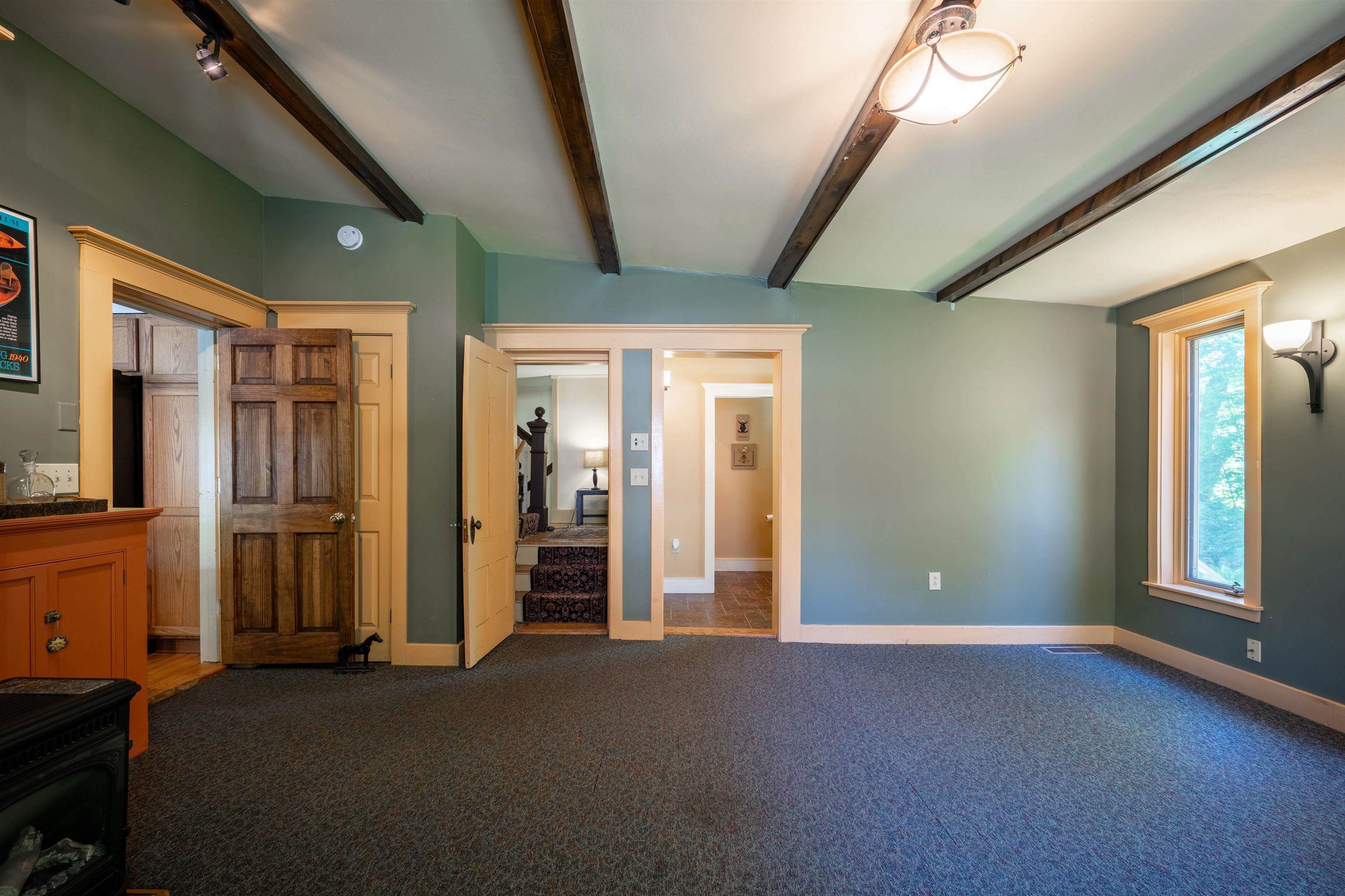 458 East Main Street Middlebury, VT 05753 - Photo 5 of 37