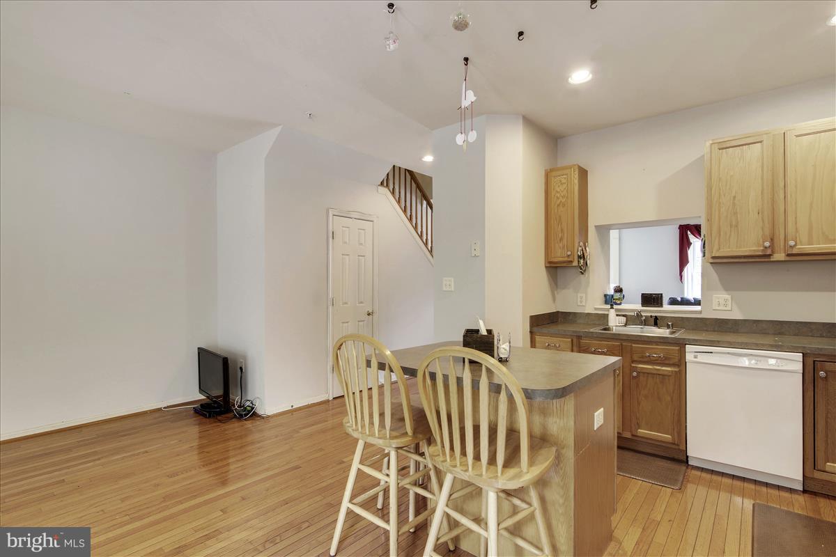 1517 Rambling Way North Frederick, MD 21701 - Photo 8 of 24 Kitchen
