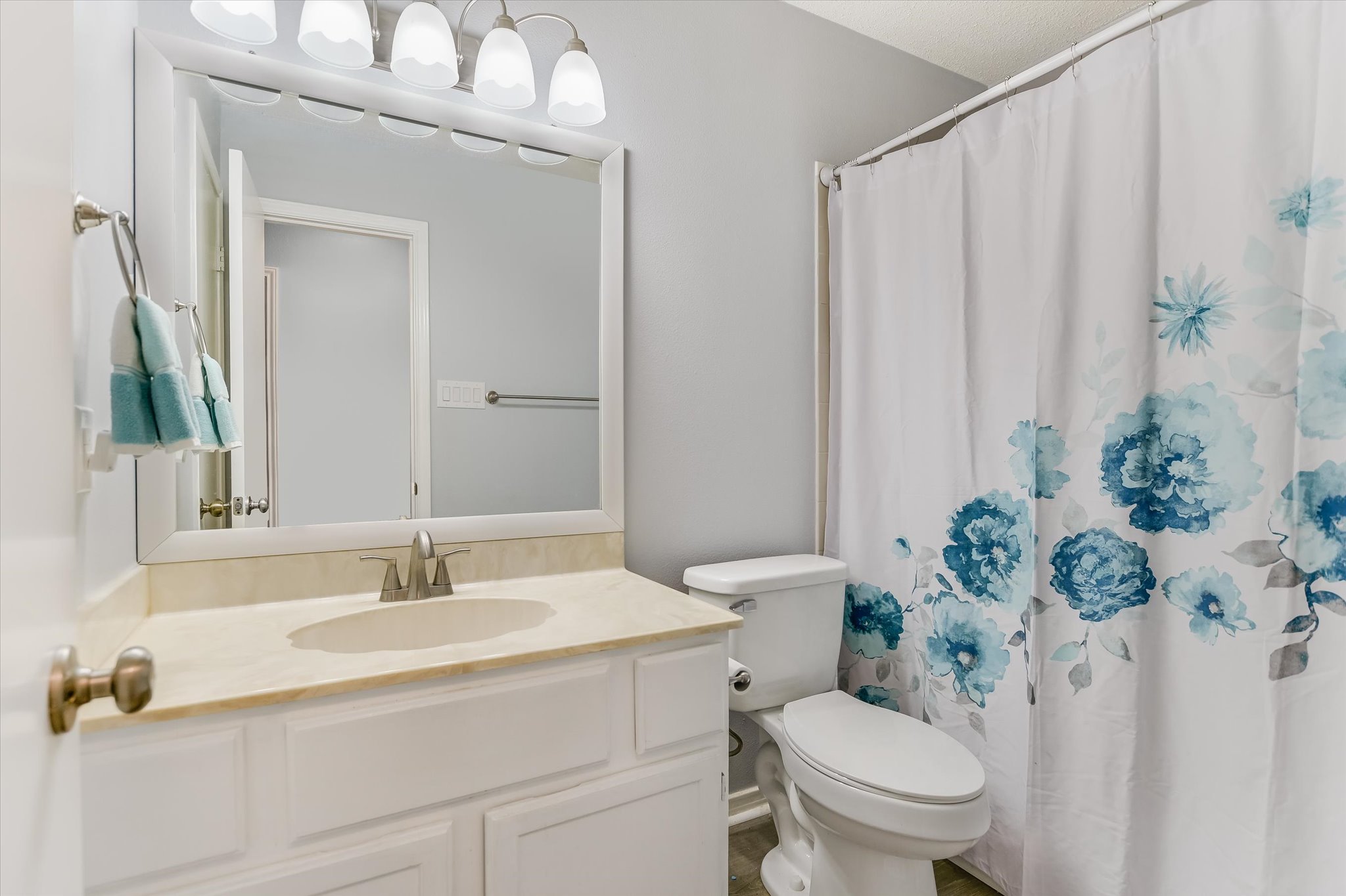 13401 Saddlebrook Trail Austin, TX 78729 - Photo 18 of 20