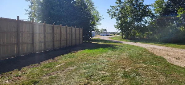 $595,000 | Undisclosed Address, Lizton, IN 46149