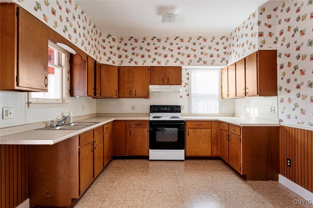 303 Main Street, Unit 1 Oneida, NY 13421 - Photo 19 of 27