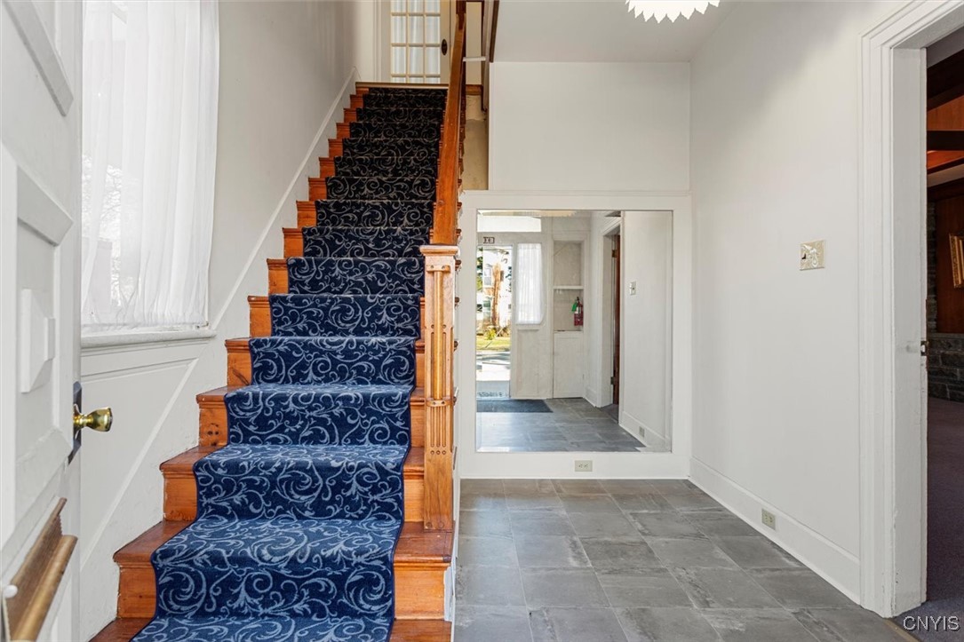 303 Main Street, Unit 1 Oneida, NY 13421 - Photo 10 of 27