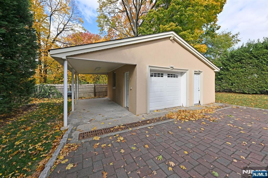 403 Summit Avenue Hackensack, NJ 07601 - Photo 30 of 36