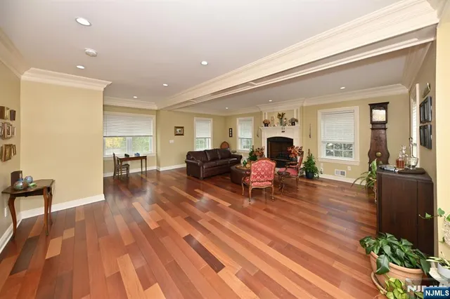 $1,075,000 | 403 Summit Avenue, Hackensack, NJ 07601