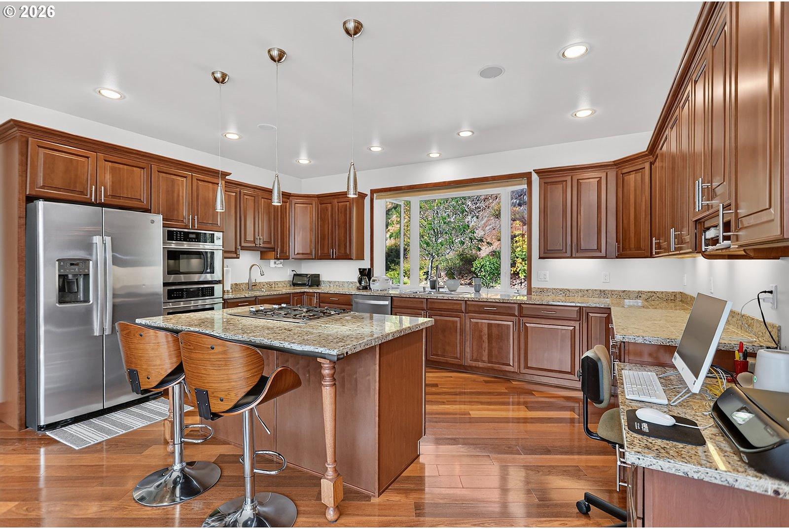 321 Upper Lakeview Rd Road White Salmon, WA 98672 - Photo 11 of 43 Gallery Image 11