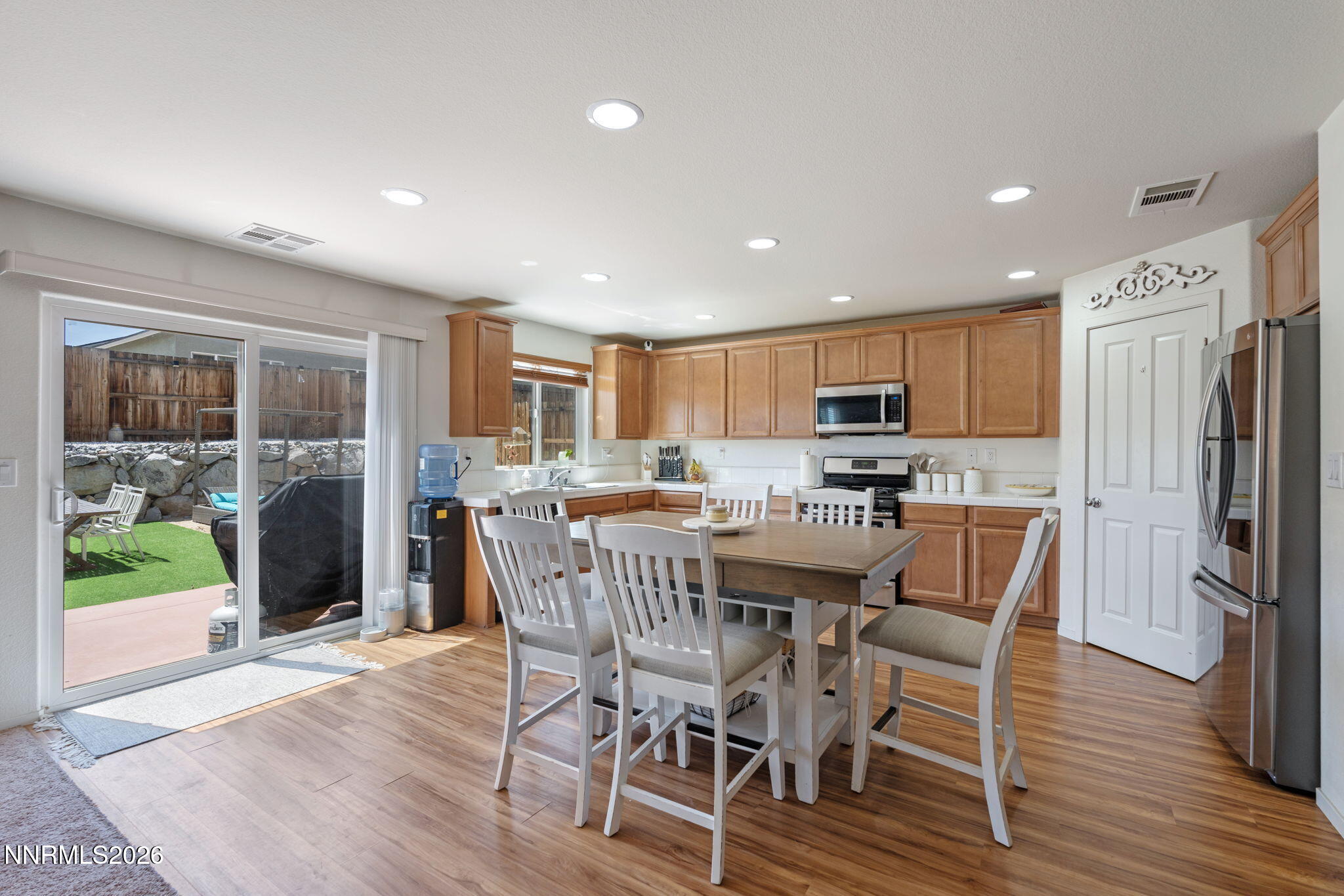 14397 Fredonia Drive Reno, NV 89506 - Photo 13 of 33 Kitchen From Entrance
