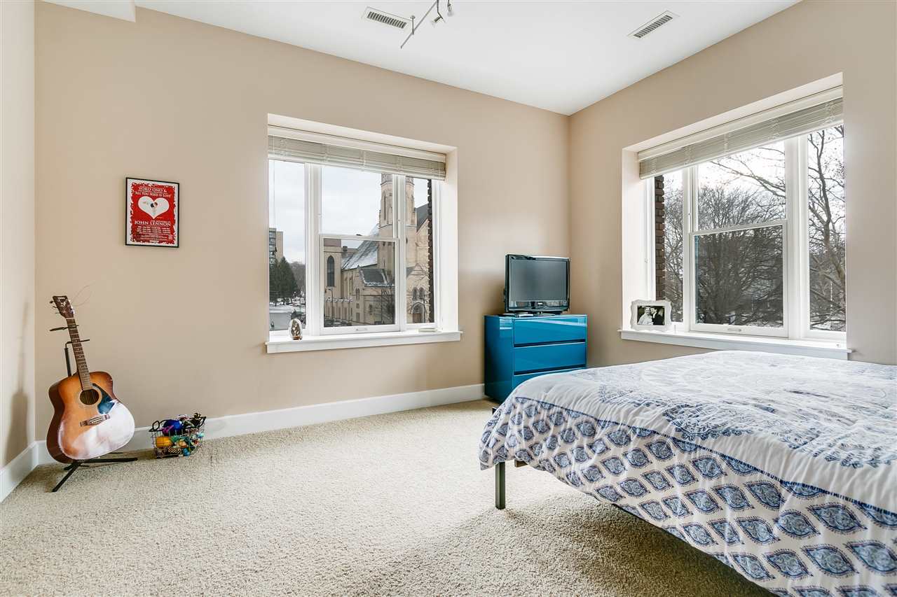27 Library Street Northeast, Unit 302 Grand Rapids, MI 49503 - Photo 16 of 27