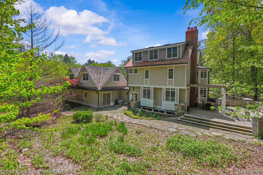 1041 Greentree Road Bloomfield Hills, MI 48304 - Photo 62 of 70