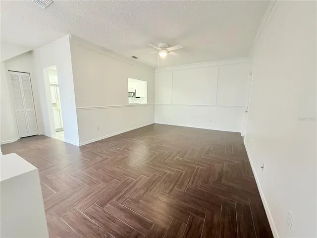 $2,150 | 20 Emerald Bay Drive, Oldsmar, FL 34677