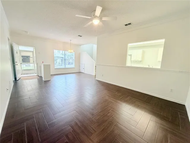 $2,150 | 20 Emerald Bay Drive, Oldsmar, FL 34677