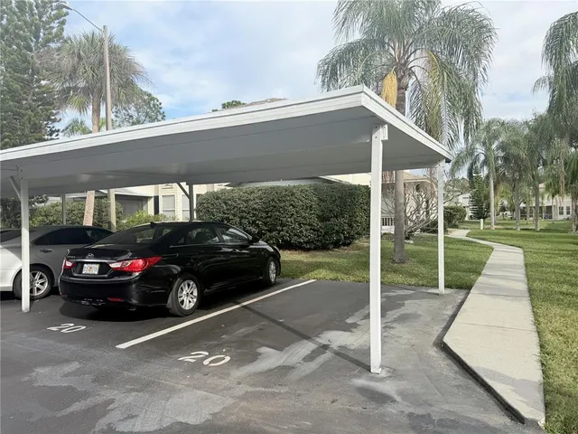 $2,150 | 20 Emerald Bay Drive, Oldsmar, FL 34677