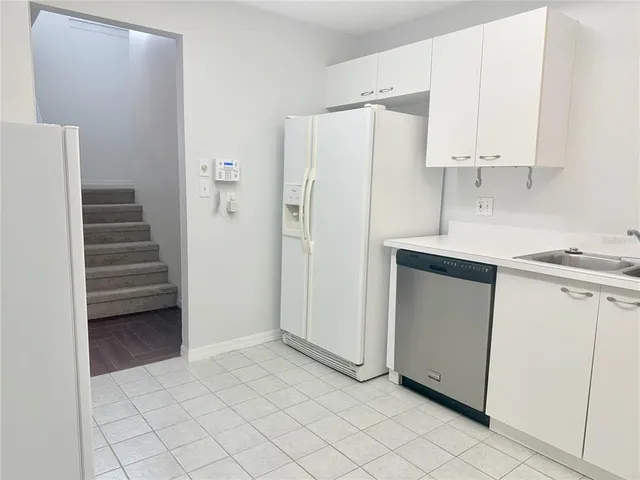 $2,150 | 20 Emerald Bay Drive, Oldsmar, FL 34677