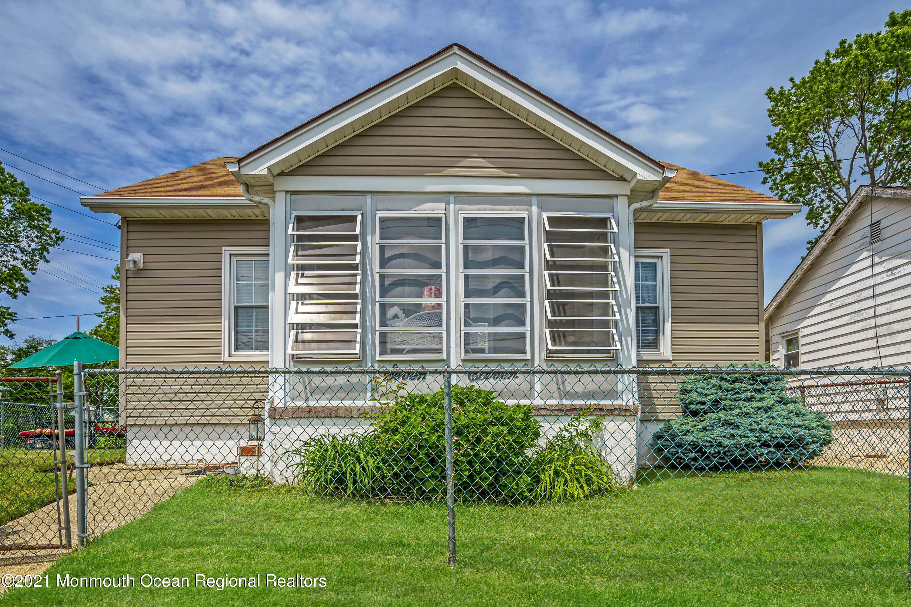 711 Ridge Avenue Neptune Township, NJ 07753 - Photo 1 of 39 001_dsc01972_1_copy