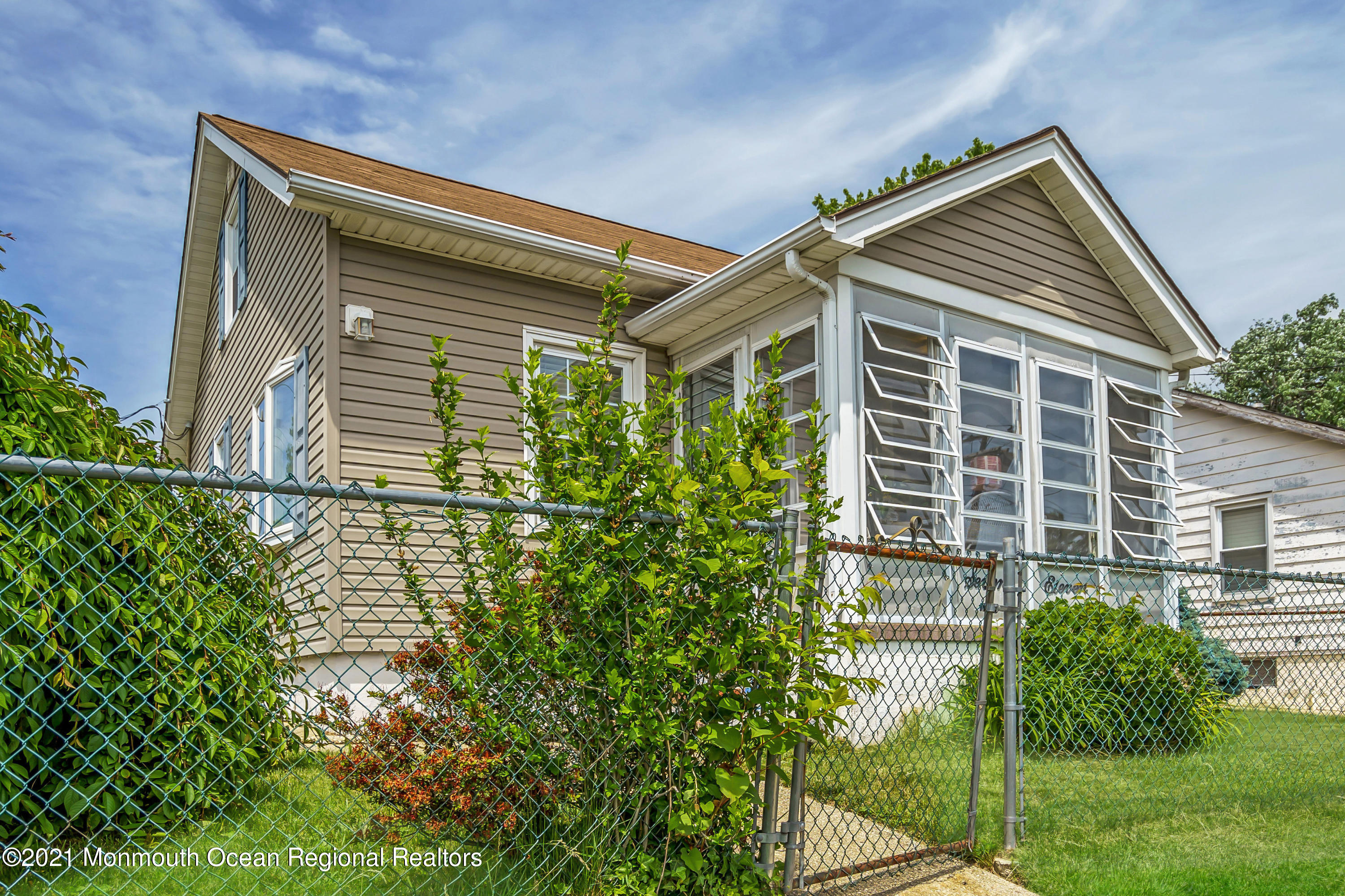 711 Ridge Avenue Neptune Township, NJ 07753 - Photo 2 of 39 002_dsc01962_1_copy