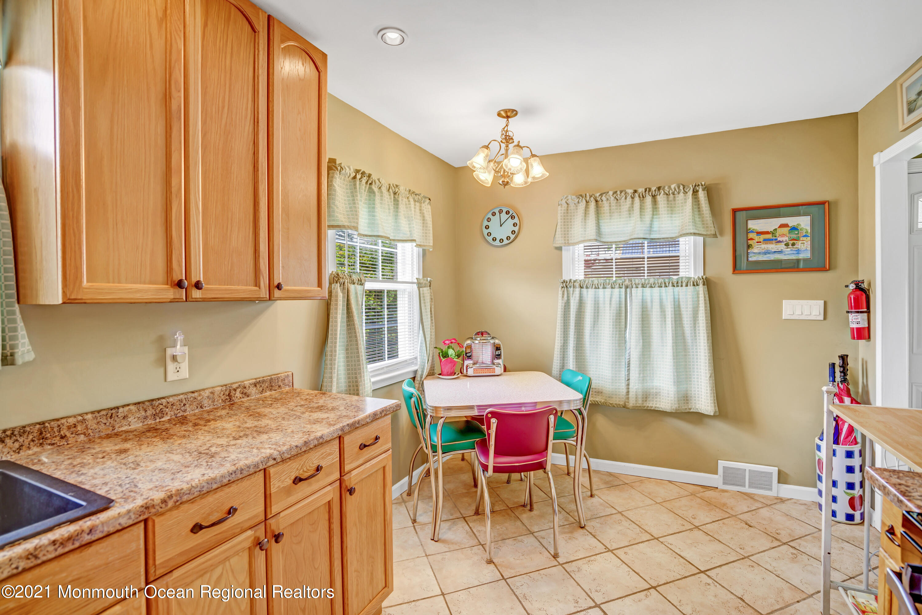 711 Ridge Avenue Neptune Township, NJ 07753 - Photo 12 of 39 019_dsc02030_1_2_3_4