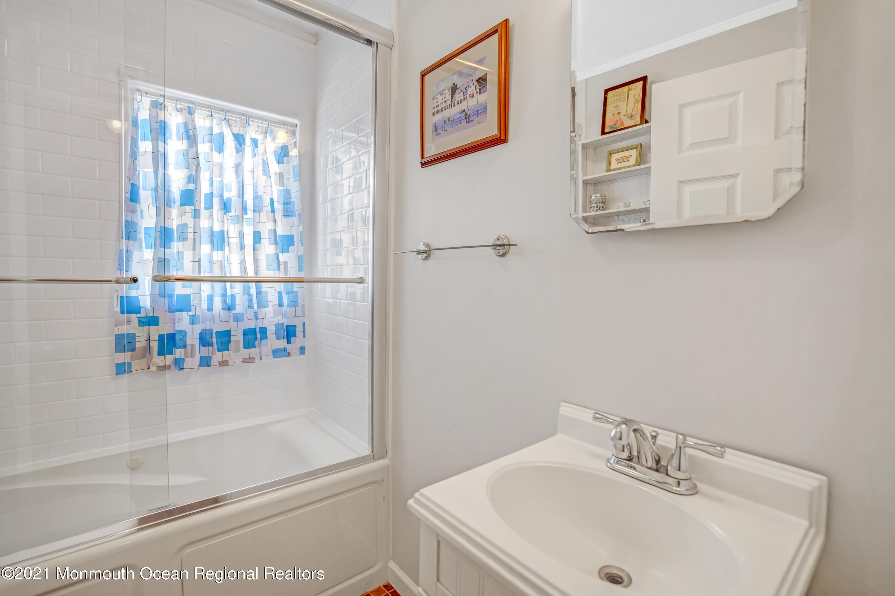 711 Ridge Avenue Neptune Township, NJ 07753 - Photo 15 of 39 022_dsc02045_6_7_8_9