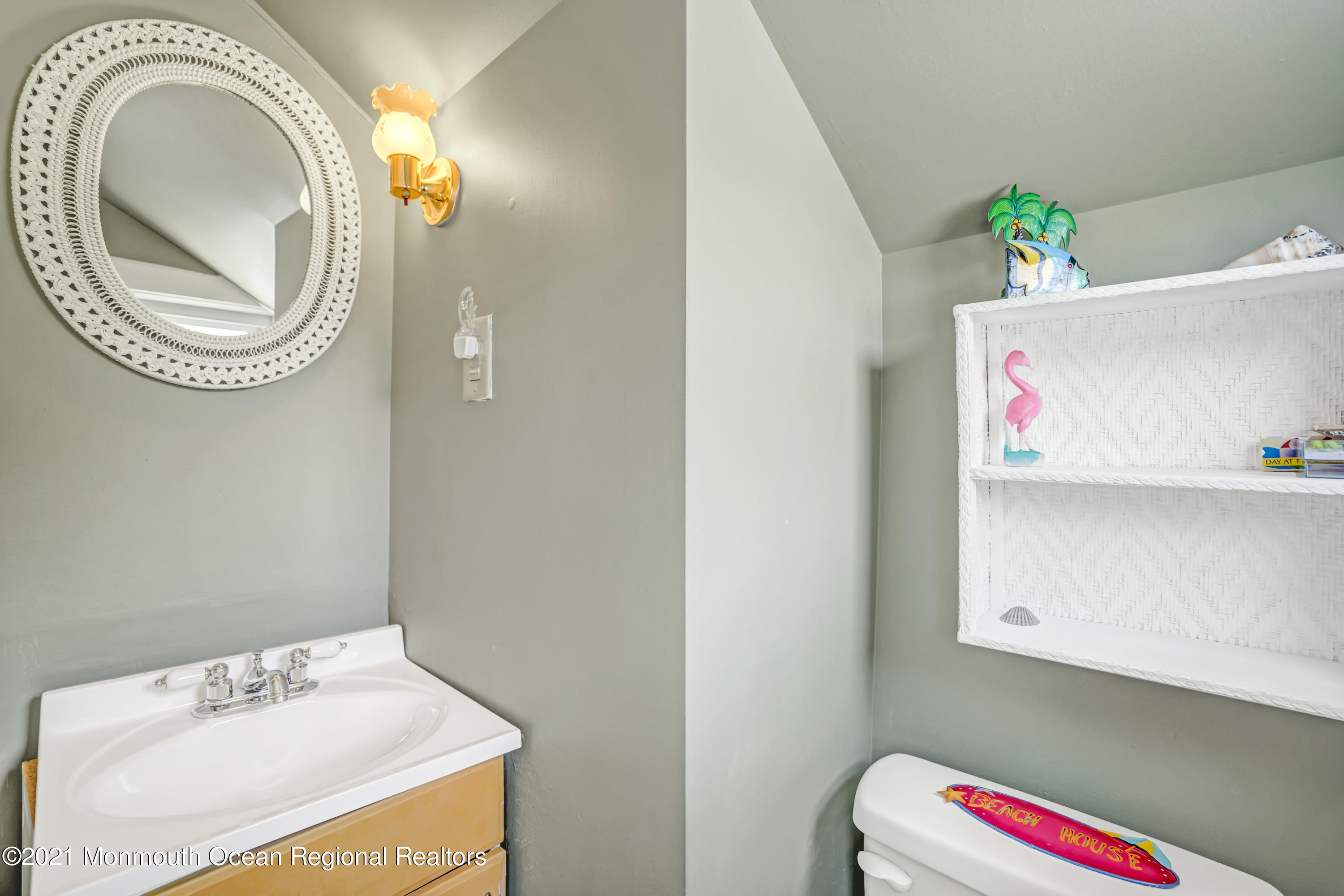 711 Ridge Avenue Neptune Township, NJ 07753 - Photo 22 of 39 029_dsc02090_1_2_3_4
