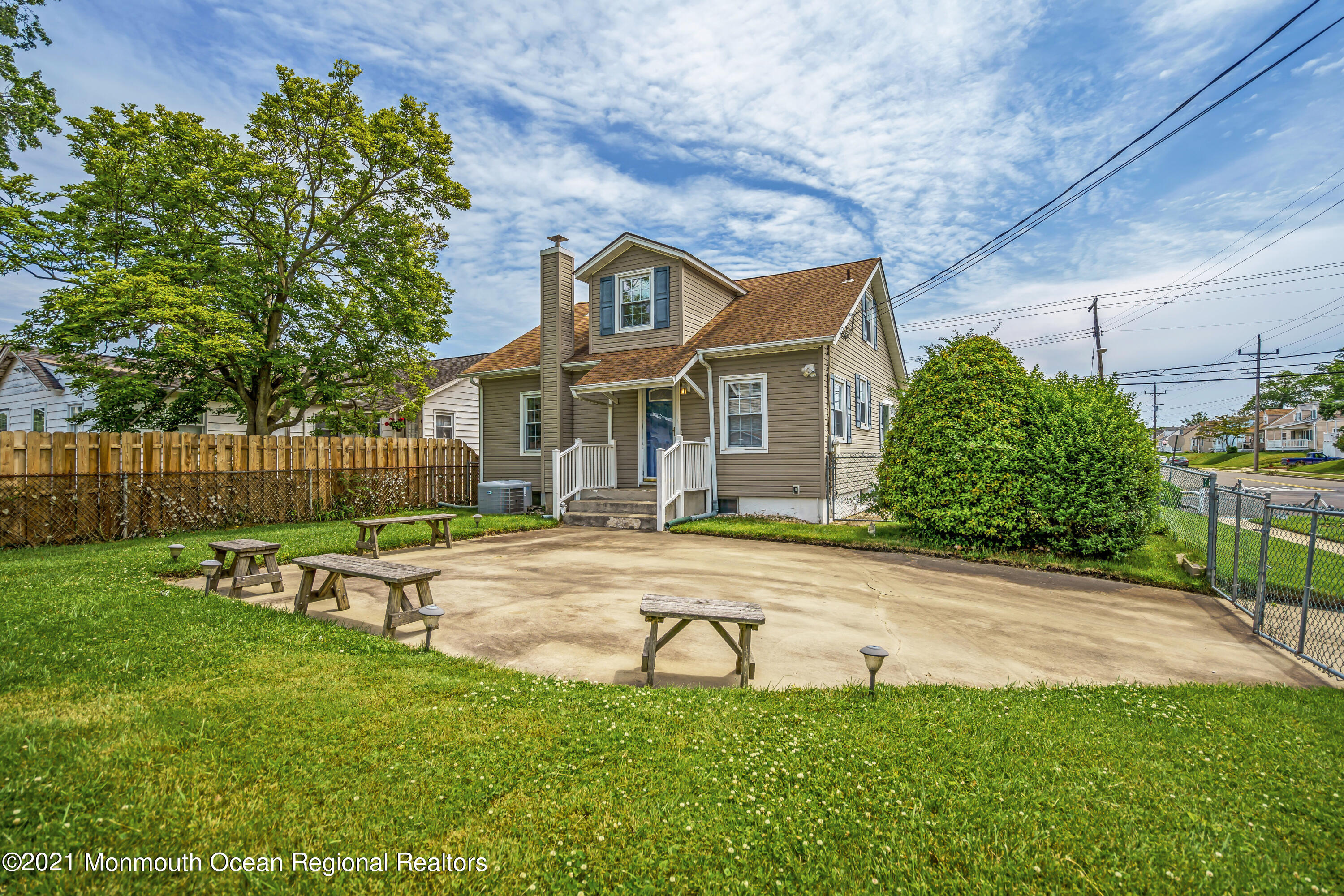 711 Ridge Avenue Neptune Township, NJ 07753 - Photo 31 of 39 038_dsc01927