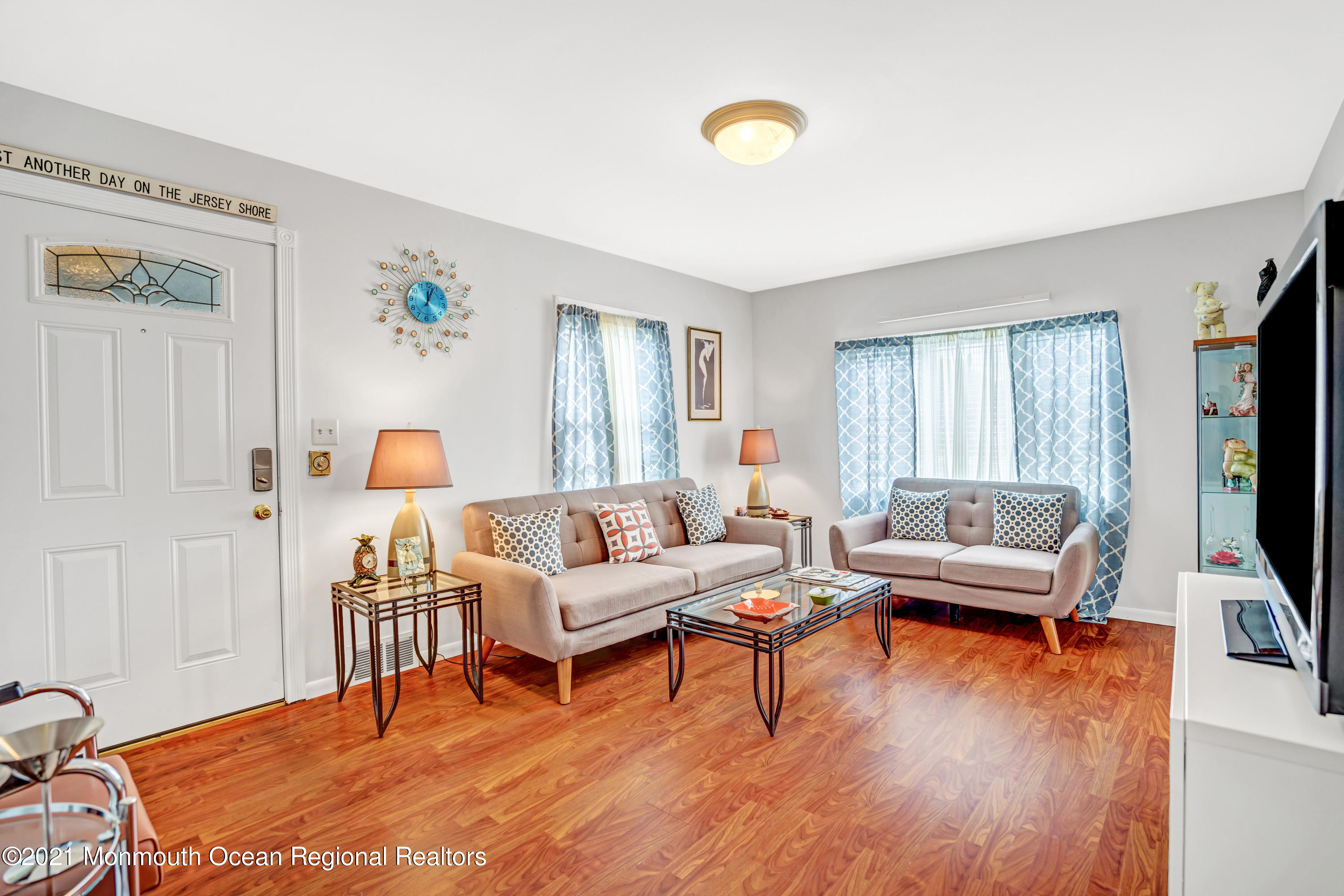 711 Ridge Avenue Neptune Township, NJ 07753 - Photo 10 of 39 013_dsc02000_1_2_3_4