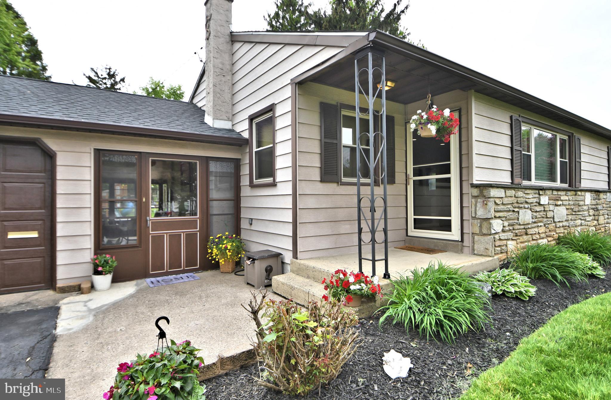 1115 Orchid Road Warminster, PA 18974 - Photo 4 of 50 Gallery Image 4