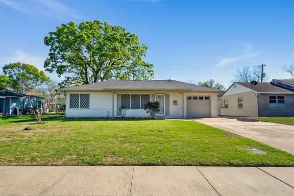 $242,000 | 1218 Gary Avenue, Pasadena, TX 77502