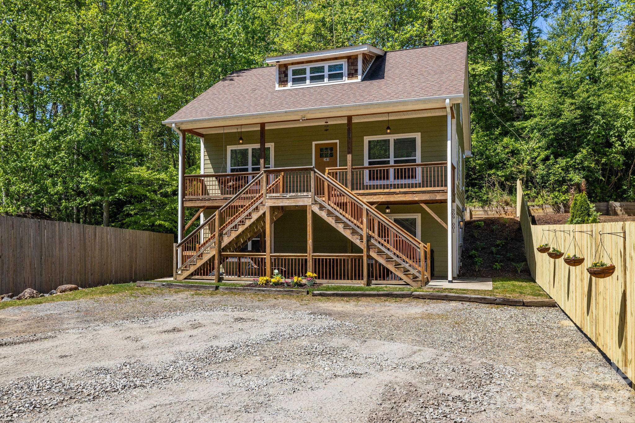 309 London Road Asheville, NC 28803 - Photo 2 of 48